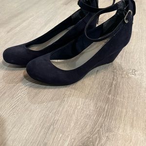 Women’s wedge heel
